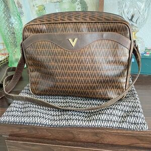 Vintage Mario Valentino Brown Leather Crossbody Camera Bag – Adjustable Strap